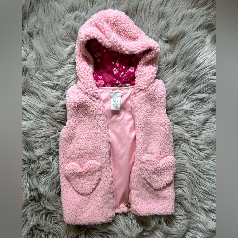 ❤️ Valentine’s Collection 💕 - Picture 3 of 4